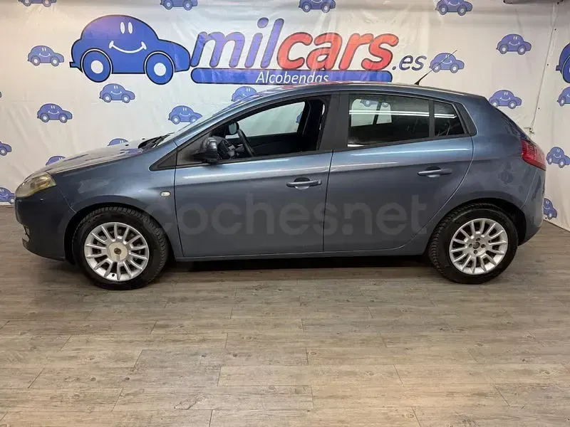 Usado Fiat Bravo Dynamic 120 CV (88 kW) 2009 Azul Utilitario
