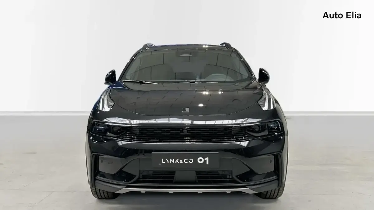 Usado Lynk & Co 01 279 CV (205 kW) 2025 Negro SUV