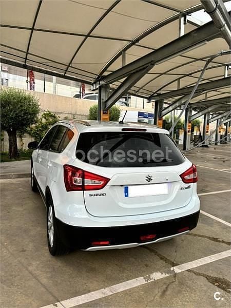 Usado Suzuki SX4 S-Cross 111 CV (81 kW) 2019 Blanco SUV