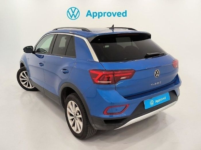 Azul Usado 2024 VW T-Roc Life SUV | 27.000 € (Precio justo) - Imagen 1/4