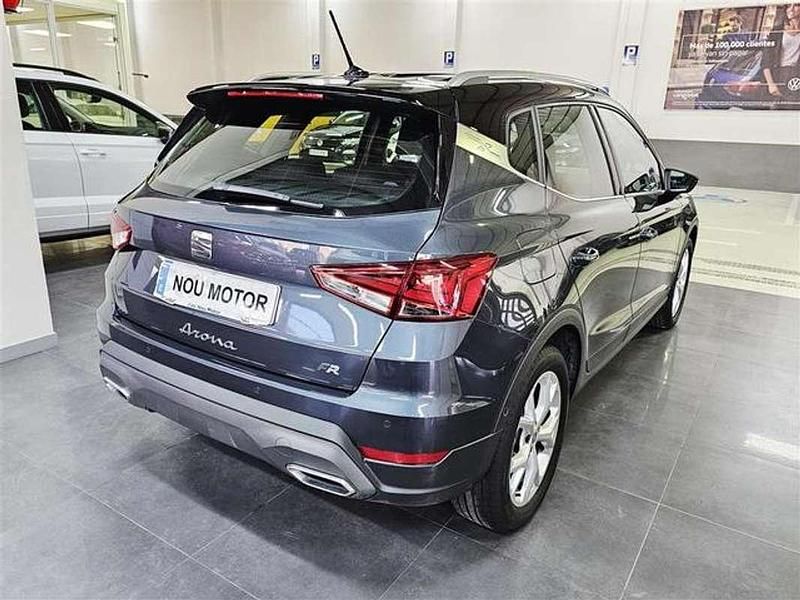 Usado Seat Arona FR 116 CV (85 kW) 2024 Gris SUV