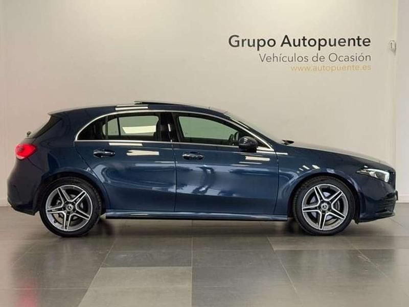 Usado Mercedes A220 AMG 150 CV (110 kW) 2019 Azul Berlina
