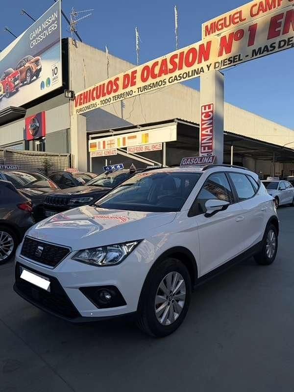Usado Seat Arona Style 110 CV (80 kW) 2021 Blanco SUV