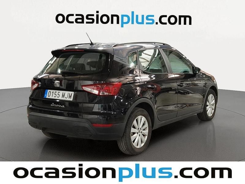 Usado Seat Arona Style 110 HP (80 kW) 2023 Preto SUV
