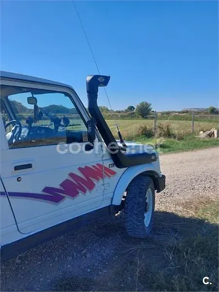 Usado Suzuki Samurai 45 CV (33 kW) 1993 Blanco SUV