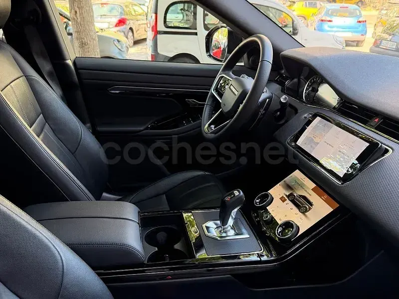 Usado Land Rover Range Rover evoque R-Dynamic 163 CV (119 kW) 2022 Gris / plata SUV