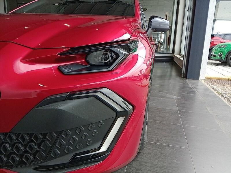 Usado Renault Clio V Techno 109 CV (80 kW) 2026 Rojo Berlina