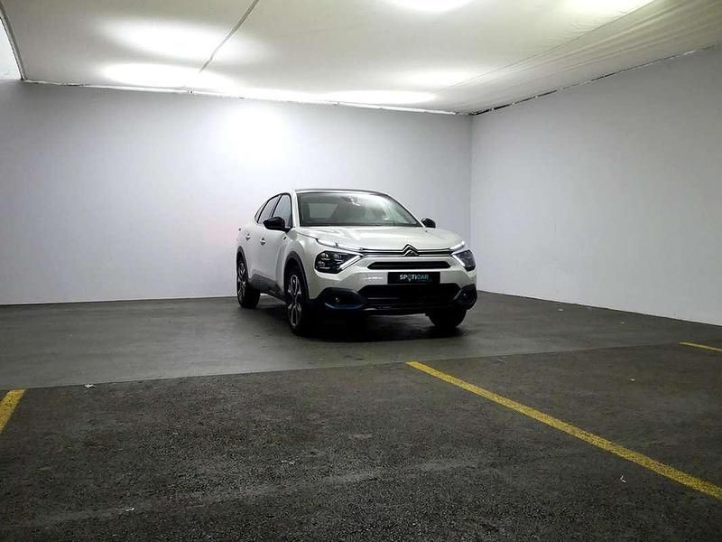 Blanco Usado 2023 Citroën e-C4 Shine Berlina | 29.427 € (Precio justo) - Imagen 1/4