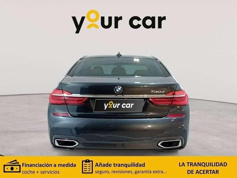 Usado BMW 730 Comfort Edition 265 CV (194 kW) 2020 Gris / plata Berlina