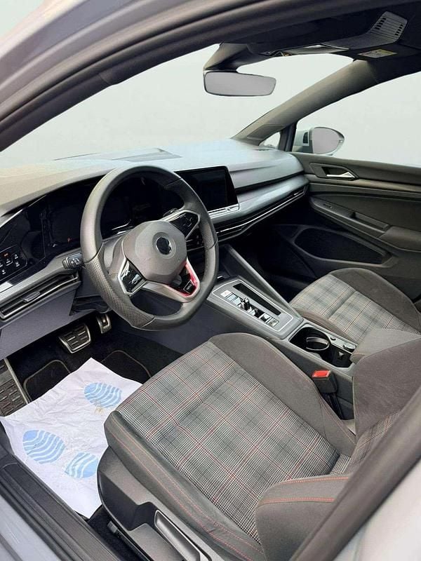 Usado VW Golf VIII GTI 245 CV (180 kW) 2021 Gris Berlina