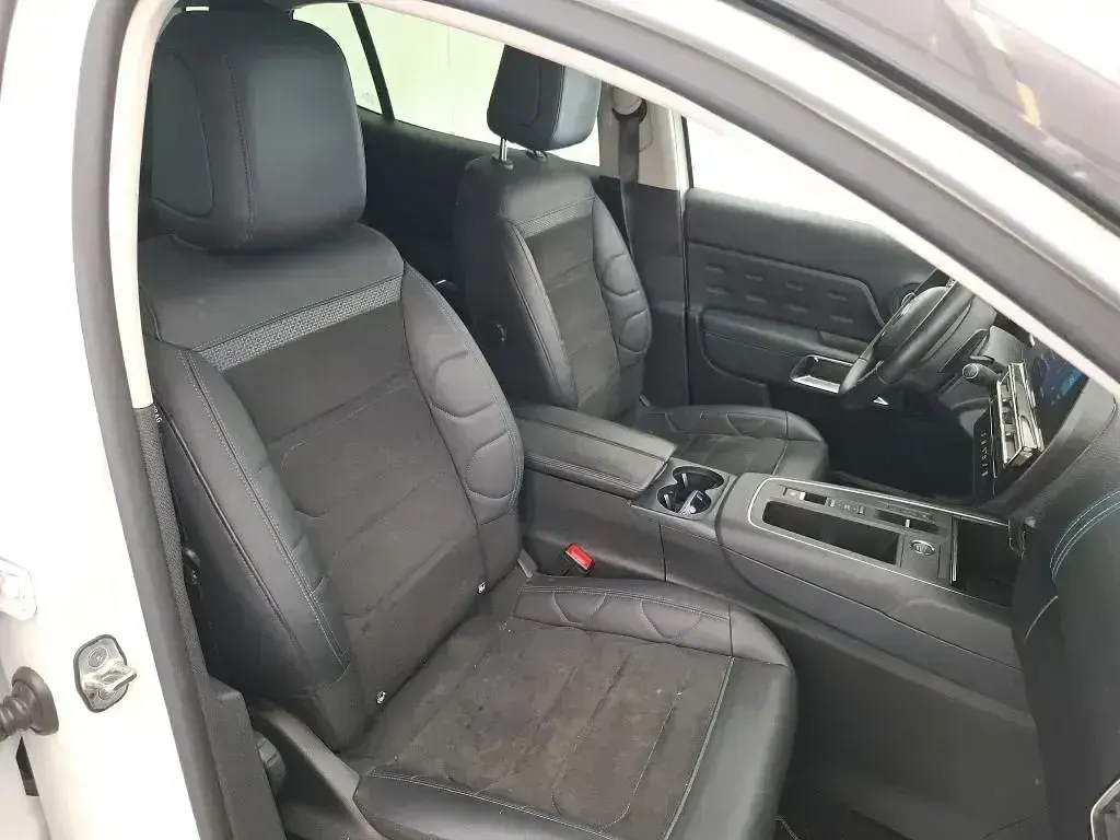 Usado Citroën C5 Aircross 226 CV (166 kW) 2022 Blanco SUV