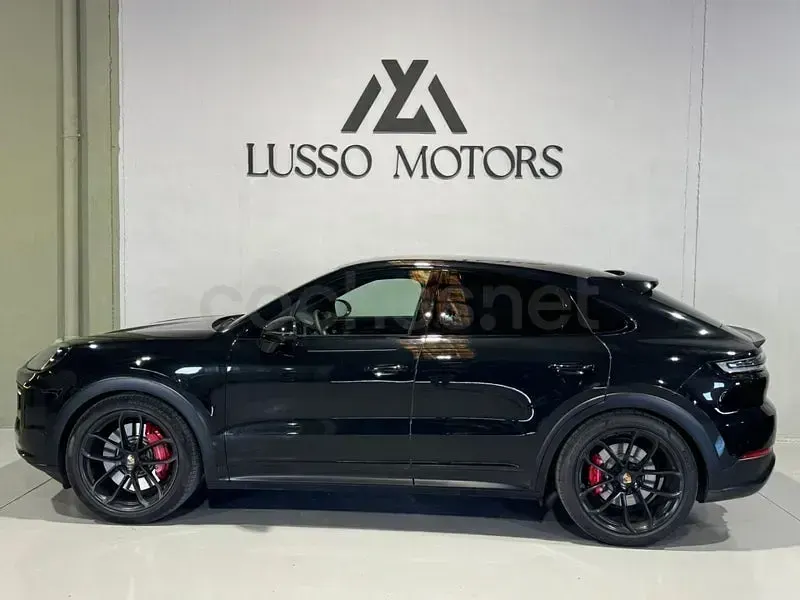 Usado Porsche Cayenne 500 CV (367 kW) 2024 Negro SUV