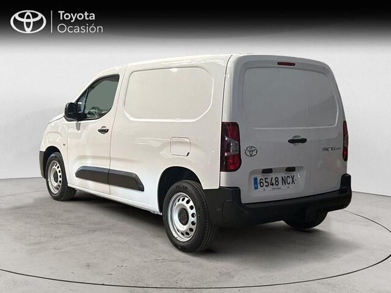 Usado Toyota Proace City City 100 CV (73 kW) 2025 Blanco Monovolumen