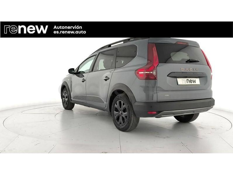 Usado Dacia Jogger Extreme 140 CV (102 kW) 2024 Gris / plata Monovolumen