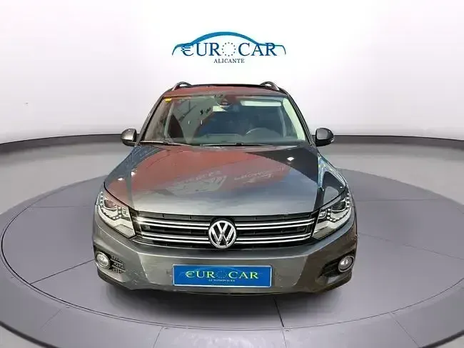 Usado VW Tiguan Sport 140 CV (102 kW) 2013 Marrón SUV
