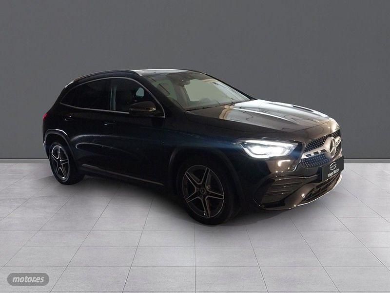 Usado Mercedes GLA200 149 CV (109 kW) 2023 Negro SUV
