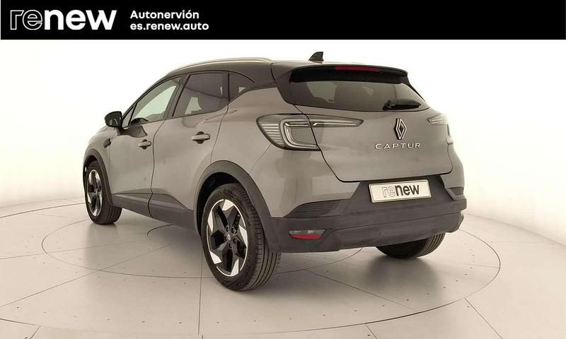Usado Renault Captur Techno 101 CV (74 kW) 2025 Gris SUV