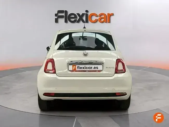 Usado Fiat 500 70 CV (51 kW) 2022 Blanco Utilitario