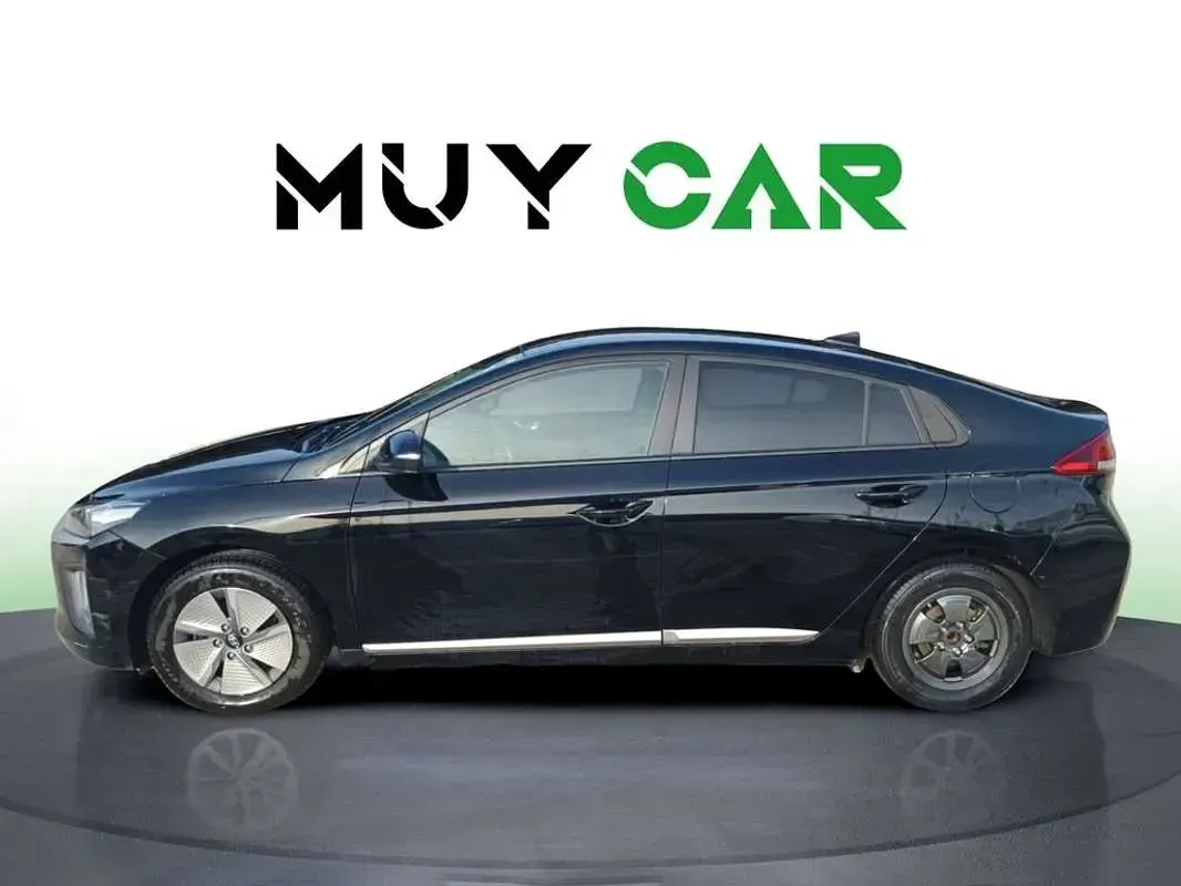 Usado Hyundai Ioniq 141 CV (103 kW) 2021 Negro Utilitario