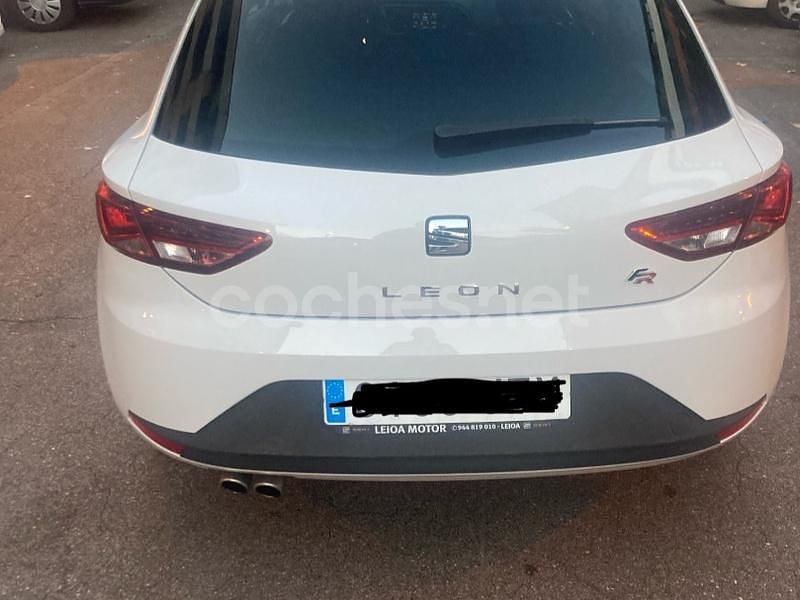 Usado Seat Leon FR 150 CV (110 kW) 2015 Blanco Berlina