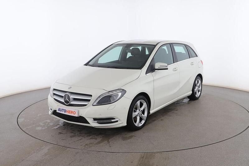 Blanco Usado 2014 Mercedes B180 Monovolumen | 14.899 € (Precio justo) - Imagen 1/3