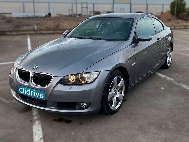 Usado BMW 320 170 CV (125 kW) 2008 Gris Coupe