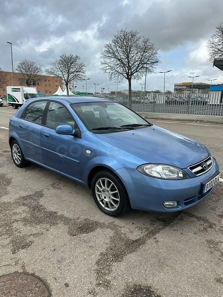 Usado Chevrolet Lacetti CDX 109 CV (80 kW) 2004 Azul Berlina