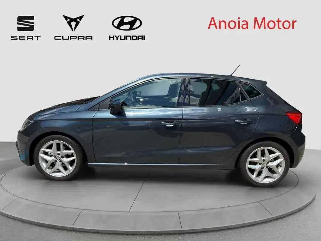 Usado Seat Ibiza FR 116 CV (85 kW) 2019 Gris Utilitario