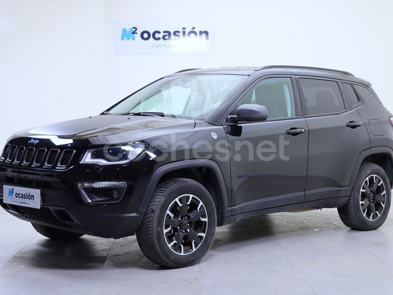 Negro Usado 2020 Jeep Compass Trailhawk SUV | 24.990 € - Imagen 1/4