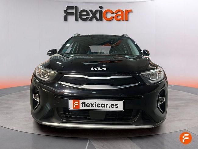 Usado Kia Stonic 84 CV (61 kW) 2023 Negro SUV
