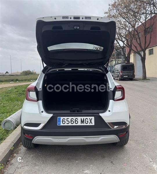 Usado Renault Captur Techno 90 CV (66 kW) 2023 Blanco SUV