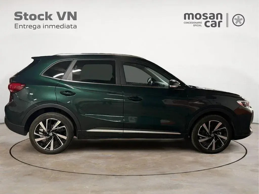Usado MG ZS Luxury 2024 Gris SUV