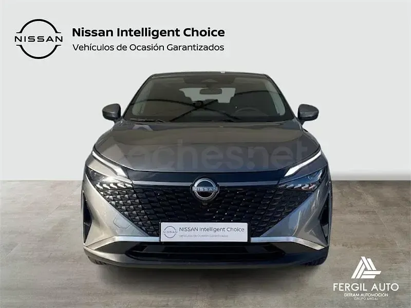 Usado Nissan Qashqai Acenta 158 CV (116 kW) 2024 Gris / plata SUV