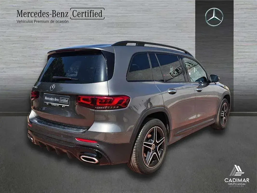 Usado Mercedes GLB200 150 CV (110 kW) 2023 SUV
