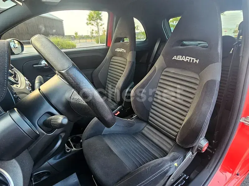 Usado Abarth 595 Competizione 180 CV (132 kW) 2017 Rojo Berlina