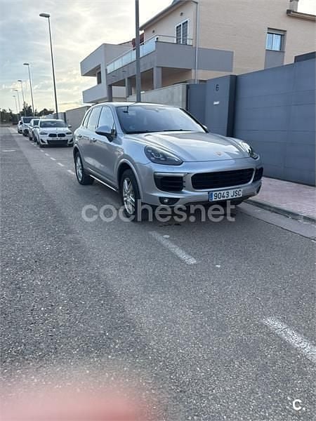 Usado Porsche Cayenne S E-Hybrid Platinum Edition 416 CV (305 kW) 2016 Gris / plata SUV