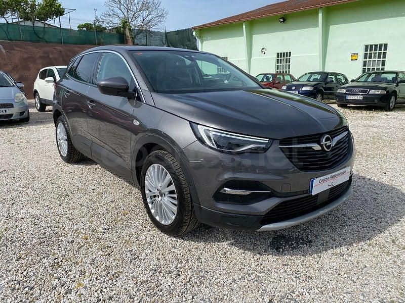 Usado Opel Grandland X Selective 120 CV (88 kW) 2018 Gris / plata SUV