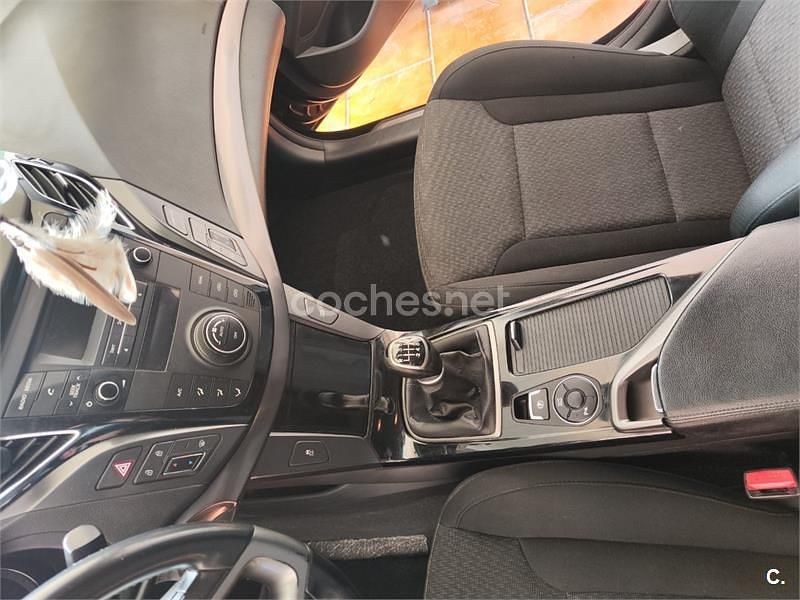 Usado Hyundai i40 115 CV (84 kW) 2017 Negro Berlina