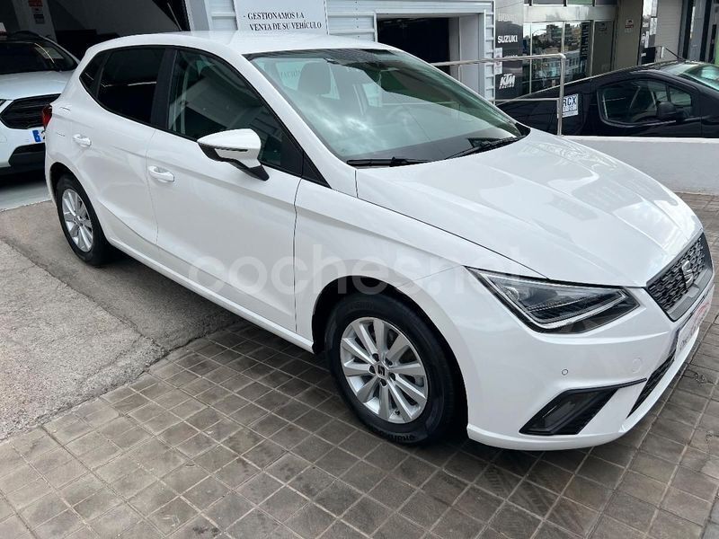 Begagnad Seat Ibiza Style Plus 110 HK (80 kW) 2022 Vit Kombi