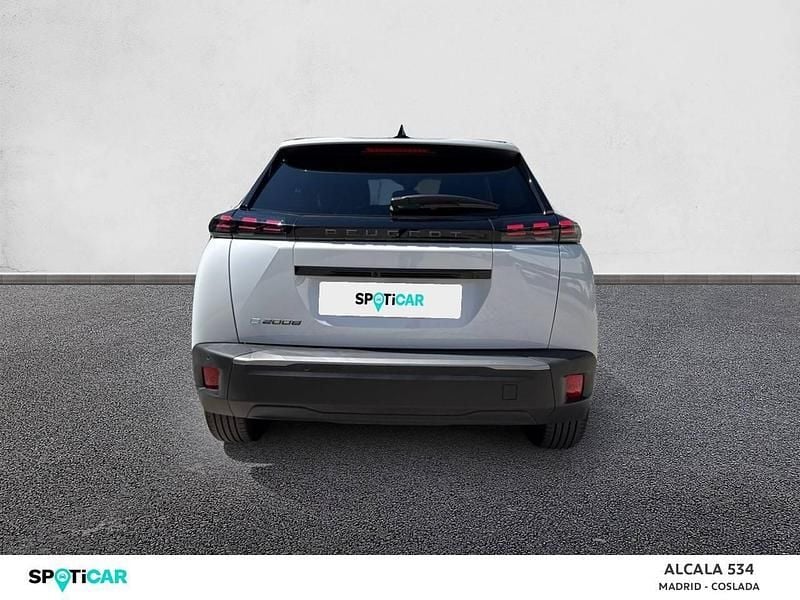 Usado Peugeot e-2008 Allure 114 kW (156 CV) 2024 Blanco SUV