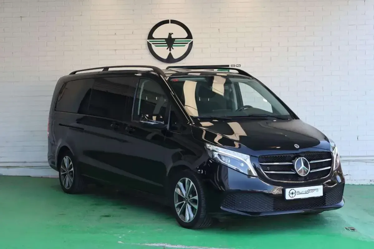 Usado Mercedes V250 Avantgarde 190 CV (139 kW) 2022 Negro Monovolumen
