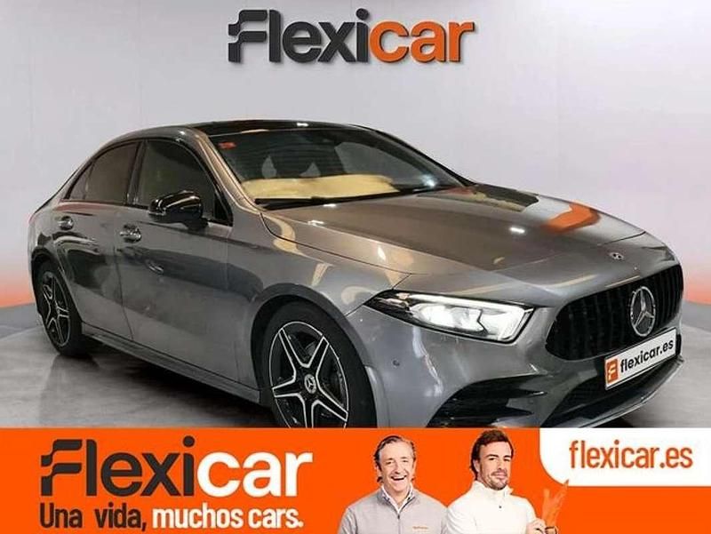 Gris Usado 2019 Mercedes A180 Berlina | 22.690 € (Precio justo) - Imagen 1/4