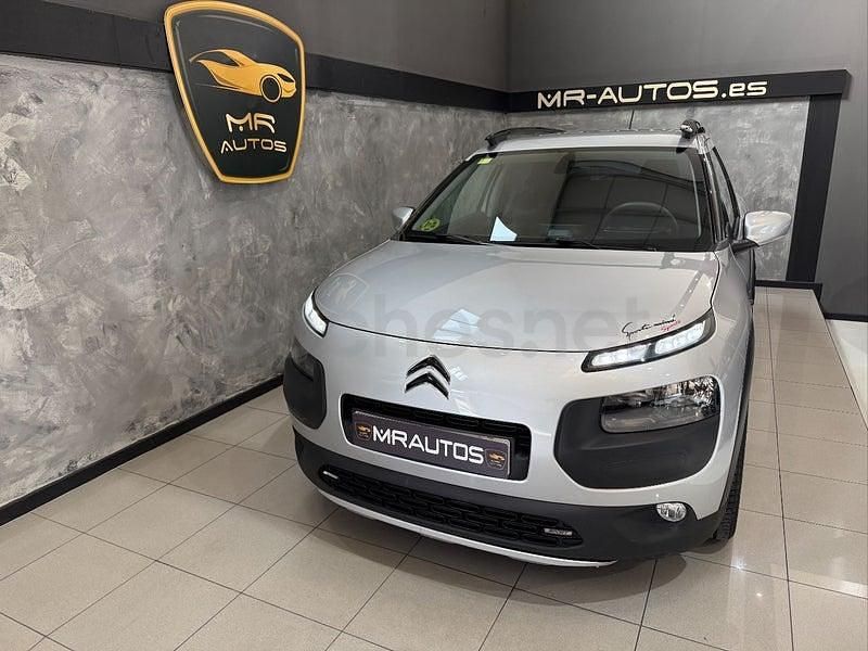 Usado Citroën C4 92 CV (67 kW) 2015 Gris / plata Berlina