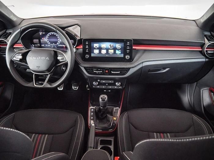 Nuevo Skoda Fabia Monte Carlo 115 CV (84 kW) 2025 Rojo Utilitario