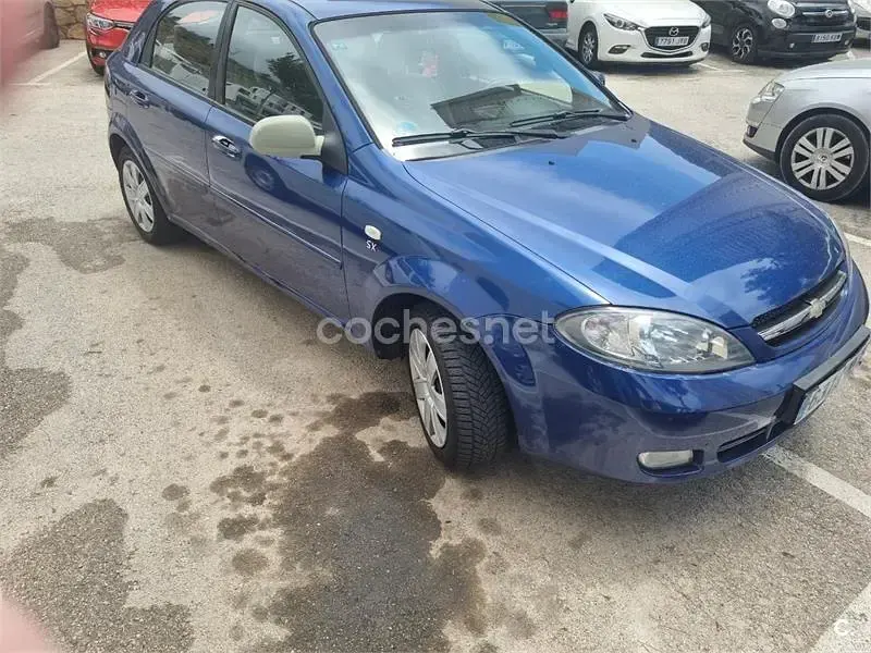 Usado Chevrolet Lacetti SX 109 CV (80 kW) 2007 Azul Berlina