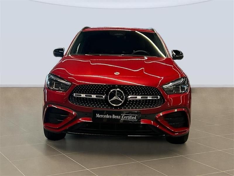 Nuevo Mercedes GLA200 150 CV (110 kW) 2025 Plata hightech SUV