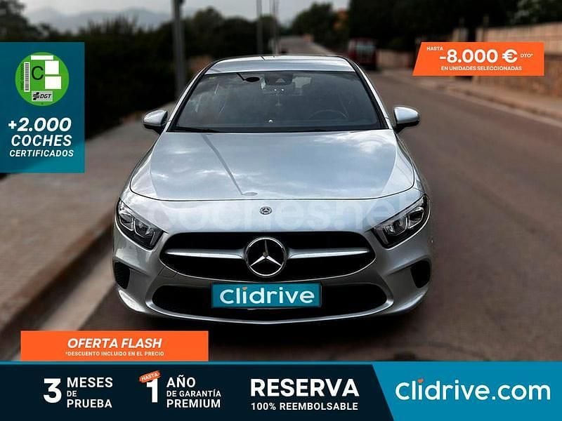Gris / plata Usado 2018 Mercedes A180 Berlina | 19.990 € (Buen precio) - Imagen 1/3