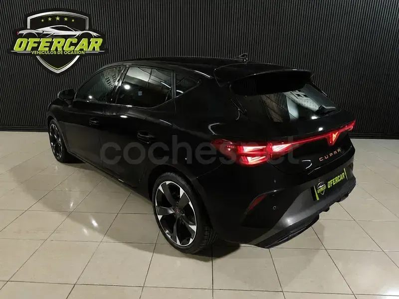 Usado Cupra Leon 204 CV (150 kW) 2025 Negro Berlina