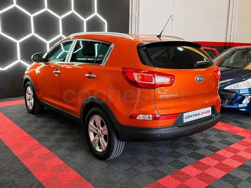 Usado Kia Sportage 115 CV (84 kW) 2011 Marrón SUV
