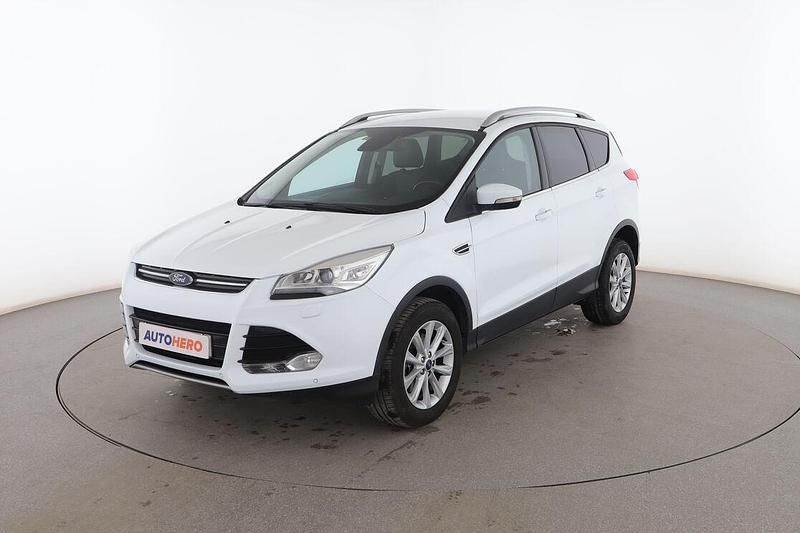 Blanco Usado 2016 Ford Kuga Titanium SUV | 14.799 € (Precio justo) - Imagen 1/3
